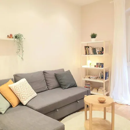 Con Patio En El Centro De Bilbao&guggenheim * Bilbao